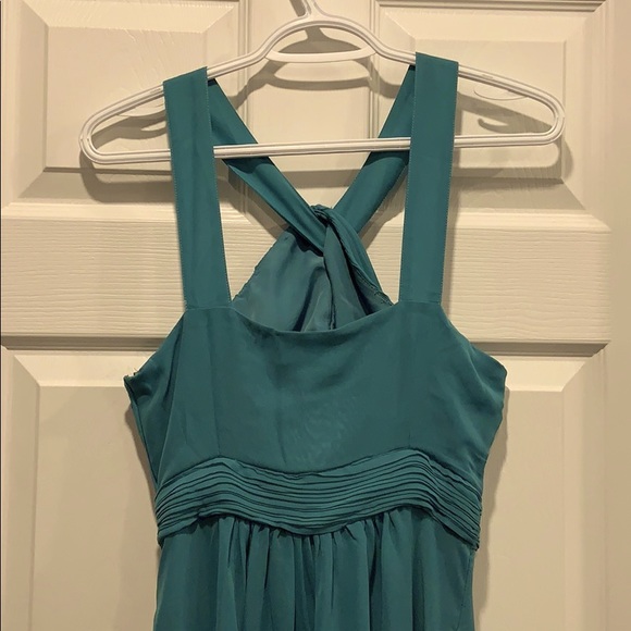 Formal dress - Picture 3 of 7